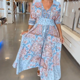 YVELA – VESTIDO DE VERANO CON ESCOTE EN V