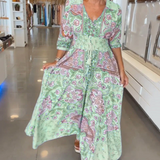 YVELA – VESTIDO DE VERANO CON ESCOTE EN V