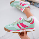 Baskets en tissu avec détails et semelle en caoutchouc