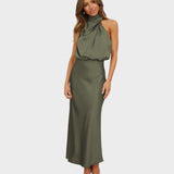 Leti – Long Satin Elegance