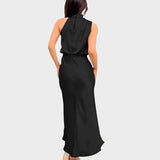 Leti – Long Satin Elegance