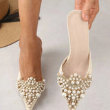 Élégantes mules à talon en perles