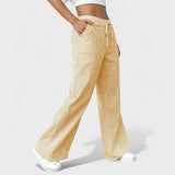 María - Pantalones anchos y cómodos con detalles elegantes