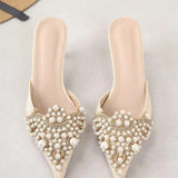 Élégantes mules à talon en perles