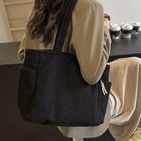Bella™ – Bolso tipo saco con detalle de cordón